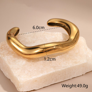 Nuevo diseño pulsera gruesa diseño ondulado brazalete pulsera joyería moda brillo exagerado geométrico regalo de mujer - Product Image 5