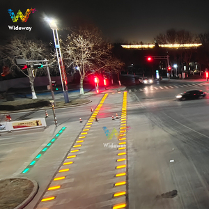 Luz de <span class=keywords><strong>suelo</strong></span> enterrada de 3 colores LED paso de cebra Luz de señal de tráfico integrada luz de señal de tierra peatonal inteligente - Product Image 3