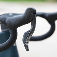 Vélo de route 7,9 kg 700c R18 Shuntai ES7000 13 vitesses, transmission électronique, double frein à disque hydraulique, fourche intermédiaire en fibre de carbone, cadre rigide