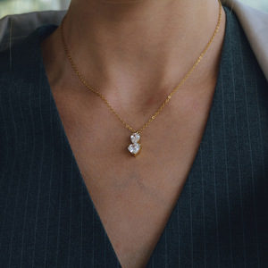 สร้อยคอรูปหัวใจประดับเพชรซิคอน 18K สแตนเลสสตีลสำหรับผู้หญิง สวมใส่ได้ทุกวัน แบบฝังกรงเล็บ - Product Image 2