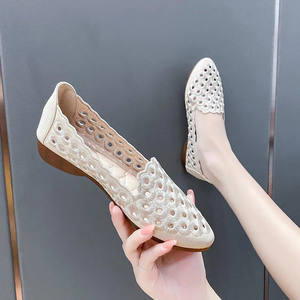 Nouveau Style été sandales plates pour femmes enceintes vache Tendon semelle souple chaussures simples creux respirant crapaud chaussures pour femme - Product Image 3