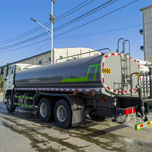 Camion-citerne d'assainissement de qualité supérieure, très demandé, camion pulvérisateur d'eau diesel - Product Image 1