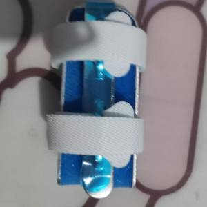 Attelle de protection du pouce, attelle de fixation de l'articulation du doigt, attelle de fixation des articulations pour rupture du tendon - Product Image 1