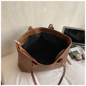 <span class=keywords><strong>Sac</strong></span> fourre-tout grande capacité à texture tissée, <span class=keywords><strong>sac</strong></span> à bandoulière vintage en cuir PU <span class=keywords><strong>pour</strong></span> <span class=keywords><strong>femme</strong></span>, <span class=keywords><strong>pour</strong></span> le travail et le shopping - Product Image 4
