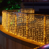 Güneş Enerjili IP65 Plastik LED Yıldız Şelale Buz Saçağı Işıklar Kar Tanesi Tatil Dekorasyonu Bahçe Peyzajı İçin