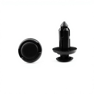 Clip en plastique pour Toyota Tesla Byd, fixation de pare-boue et pare-chocs, 17,5 mm, 8 mm, 15 mm, matériau PP, pièce de rechange - Product Image 1