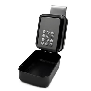 Boîte à clés électronique murale avec clavier à code, 129 mm x 94 mm, design rectangulaire minimaliste, pour usage domestique ou en maison d'hôtes - Product Image 1