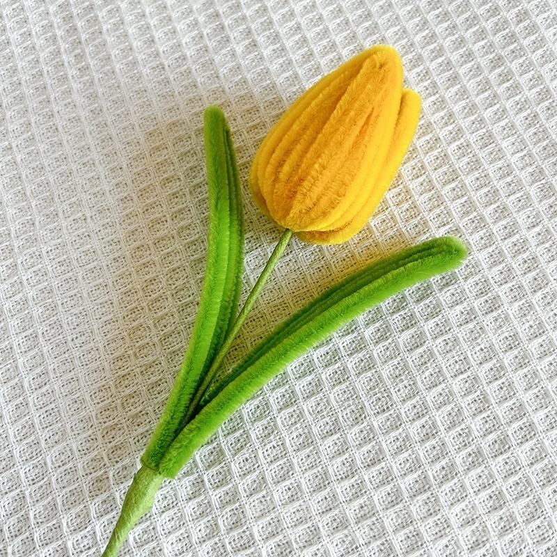 #ทิวลิปสีเหลืองเข้ม 6 ดอก