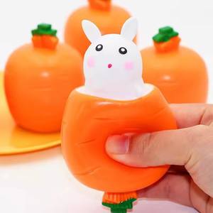 1 pièce Jouet à presser télescopique Lapin Carotte de Pâques pour enfants, Jouet musical à pincer Lapin Radis, Cadeaux créatifs anti-stress - Product Image 1