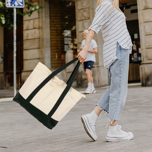 Bolso Tote de lona de algodón personalizable con doble ASA con logotipo personalizado y patrón de letras para ir de compras - Product Image 2