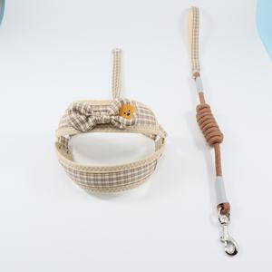 Vente en gros de harnais et laisses pour chiens et chats personnalisables pour l'extérieur-Sangles de poitrine réglables Arcs pour Poméranie - Product Image 2