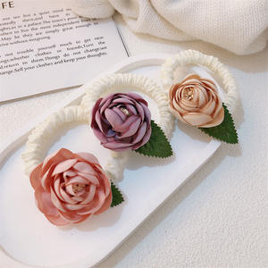 Bandeau fleur rétro haut de gamme Rose élastique <span class=keywords><strong>cheveux</strong></span> cravate Net célébrité Photo haute queue de cheval fleur forme bandeau - Product Image 1
