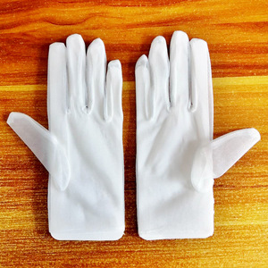 2024 femmes doux <span class=keywords><strong>mariage</strong></span> gants courts à la main perle pierres fleur perlée mariée bal fête mitaines doigts poignet longueur gants - Product Image 3