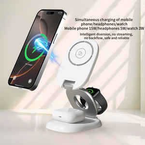 Station de charge magnétique sans fil RGB 3 en 1, <span class=keywords><strong>chargeur</strong></span> rapide 23W pour iPhone, <span class=keywords><strong>Apple</strong></span> Watch, AirPods, support réglable, OEM ODM - Product Image 5