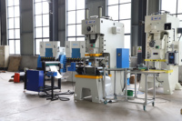 Machines jetables de plats d'aluminium/petit conteneur de papier aluminium faisant la ligne de machine