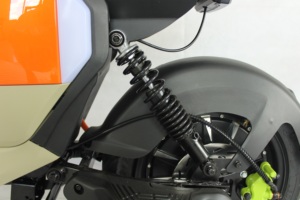 Scooter Électrique Économique et Très Vendu, Nouveau Modèle DYFREE U2, Moteur 60V 1000W avec Compartiment de Rangement Central U2 - Product Image 5