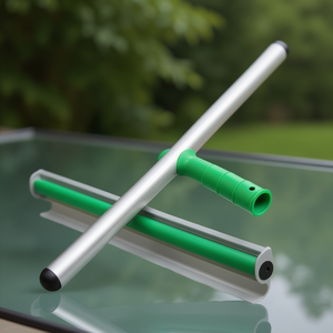 Tergivetro in alluminio da 45 cm per la pulizia di superfici in vetro - Product Image 3
