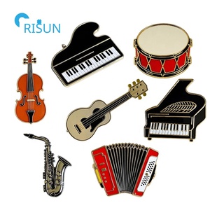 Fabrication d'épingles en émail, badge d'émail, instruments de musique, guitare, violon, <span class=keywords><strong>piano</strong></span>, épingles en émail personnalisées sur le thème de la musique - Product Image 1