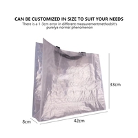 Sacs non tissés de luxe en non-tissé, argent miroir, réutilisables, imperméables, pour emballage de bouquets de fleurs, avec impression personnalisée en feuille et motif Chanel, sacs cadeaux OEM