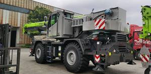 Grúa para terreno rugoso de 60 toneladas de alta eficiencia de marca superior, grúa móvil para camión Zrt600 con accesorios - Product Image 5