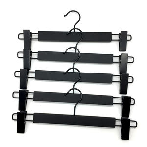 Vente directe d'usine, cintres en bois de luxe sur mesure, qualité supérieure, cintres en bois noir avec logo - Product Image 2