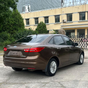 <span class=keywords><strong>Ford</strong></span> <span class=keywords><strong>Escort</strong></span> <span class=keywords><strong>Berlina</strong></span> con Cambio Automatico, Motore Turbo, Interni in Pelle, Cerchi R16, Trazione Anteriore, Guida a Sinistra - Product Image 4
