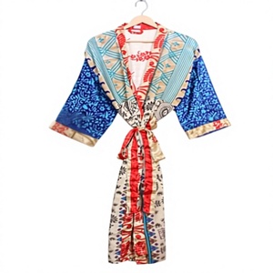 Longue robe de nuit Maxi Vintage, Kimono en soie, vêtements de plage japonais, vêtements de nuit pour femmes, Patchwork et imprimé Floral, Kimono en soie Sexy - Product Image 1