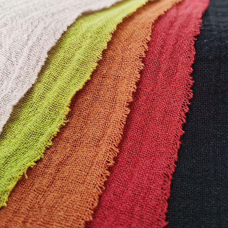 Текстиль KaiMing, лидер продаж, однотонная окрашенная прозрачная вуаль, ткань из гофрированного льняного полотна для одежды