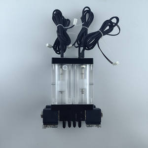 Modèle 7801-C3 Indépendant à quatre cavités à deux étages pour cartouche d'encre avec 4 petites électrovannes et 8 sorties en acrylique - Product Image 3