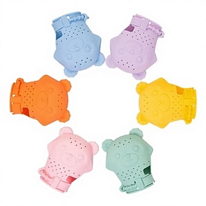 Massaggiagengive per Neonati a Forma di Orsetto Cartoon, Giocattolo da Masticare in Silicone Alimentare e Guanti, Vendita all'Ingrosso - Product Image 1