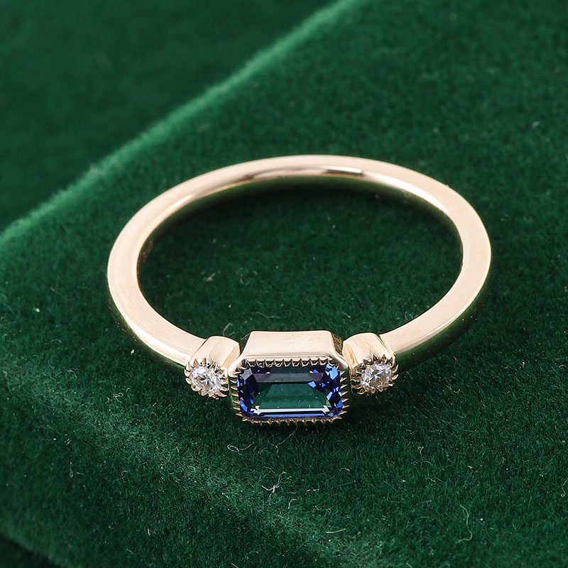 แหวนแซฟไฟร์แล็บทองคำ 14k