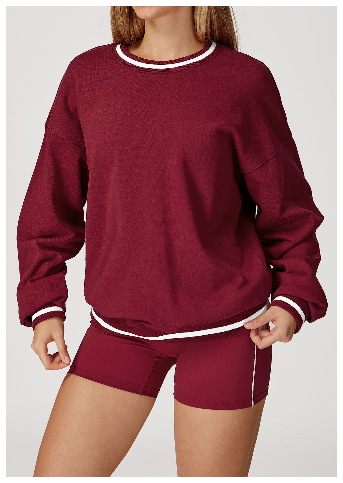 Color-Block Plus-Size Activewear Set: side profile showing stretch, rise and leg-opening fit