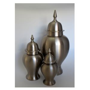 Urnes funéraires de temple avec gravure à la main complète, couleur noire, urne funéraire premium pour cendres humaines - Product Image 3