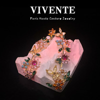Nouvel ensemble de bijoux KS en pierres précieuses colorées à motifs floraux : Luxe léger haut de gamme, design de niche américain, collier et bracelet plaqués cuivre 24K