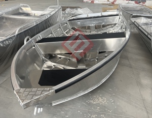 <span class=keywords><strong>Bateau</strong></span> <span class=keywords><strong>en</strong></span> <span class=keywords><strong>aluminium</strong></span> KMB 3,3 m avec moteur diesel hors-bord, léger et durable, pour la famille et la <span class=keywords><strong>pêche</strong></span> <span class=keywords><strong>en</strong></span> <span class=keywords><strong>mer</strong></span> - Product Image 3