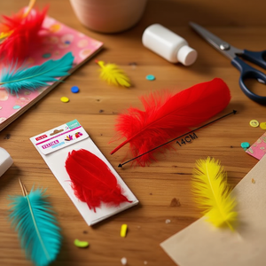 ขนนกประดิษฐ์สีแดง ILAN Pluma ขนาด 14 ซม. สำหรับงานตกแต่ง DIY - Product Image 2