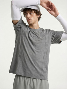 Camiseta Deportiva de Manga Corta con Paneles Divididos sin Costuras, Color Sólido, Secado Rápido, Transpirable, Moda Urbana, para Actividades al Aire Libre, Novedad 2026 - Product Image 3
