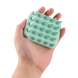 Wholesale New Style Unique Square Design <b>Beard</b> Scrubber Silicone <b>Beard</b> Brush & Exfoliator Scalp Massager Brush - Product Image 5