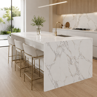Dalle de quartz Calacatta 6733 résistante aux taches, aux rayures et à la chaleur, avec veines grises, en quartzite blanc, pour plan de travail de cuisine et projets de construction