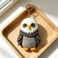Porte-clés en peluche hibou personnalisé, design original, rembourrage en coton PP, jouet doux, OEM ODM, logo, cadeau de fête, approvisionnement en gros
