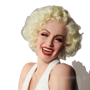 Figura de cera de tamaño natural de estrella de cine de Hollywood a la venta - Product Image 1