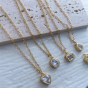 Offre Spéciale <span class=keywords><strong>montre</strong></span> de poche collier allume et éteint les photos Micro zircone Alphabet pendentif amour collier pour femmes bijoux - Product Image 5