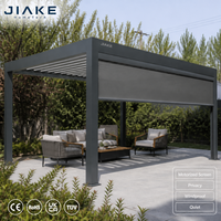 Pergola en aluminium motorisée Jiake avec écran motorisé et toit à lames orientables, patio isolé pour une zone de détente extérieure tranquille