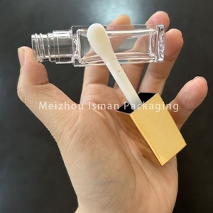 หลอดลิปกลอสทรงเหลี่ยมสีดำเงินขนาด 10 มล. พร้อมหัวแปรงขนาดใหญ่  ขวดคอนซีลเลอร์  บรรจุภัณฑ์เครื่องสำอางแบบใส  ขายส่ง  รับทำโลโก้ตามสั่ง ISMAN - Product Image 3