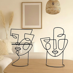 Sculpture de table en fil de fer unique Moradabad Art Metal Ware, design géométrique minimaliste artistique, faite à la main pour la décoration intérieure - Product Image 1
