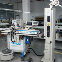 La machine entièrement automatique de pose de bandes élastiques avec fonction de motif est utilisée pour la fabrication de ceintures de sous-vêtements.