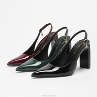 Vente en gros d'usine - Escarpins élégants pour femmes en cuir verni, à bout pointu, mode été, 9,5 cm, avec bordure dorée