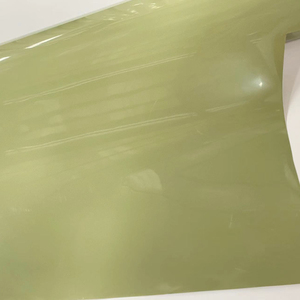 ฟิล์มไวนิลหุ้มรถยนต์สีเขียวคริสตัลกลอส คาคิ กรีน แบบม้วนเต็มแผ่น ป้องกันรังสียูวี สำหรับปกป้องตัวถังรถยนต์ ติดตั้งง่ายด้วยกาวในตัว - Product Image 5