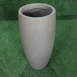 Maceta Clásica Moderna KNT Creations, Textura Rugosa, para Jardín Exterior, Fibra de Vidrio, Tallada a Mano, Duradera y Ligera - Product Image 1