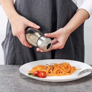 Petit pot en verre avec saupoudreuse réglable pour sel de mer, poivre et épices en poudre - Product Image 2